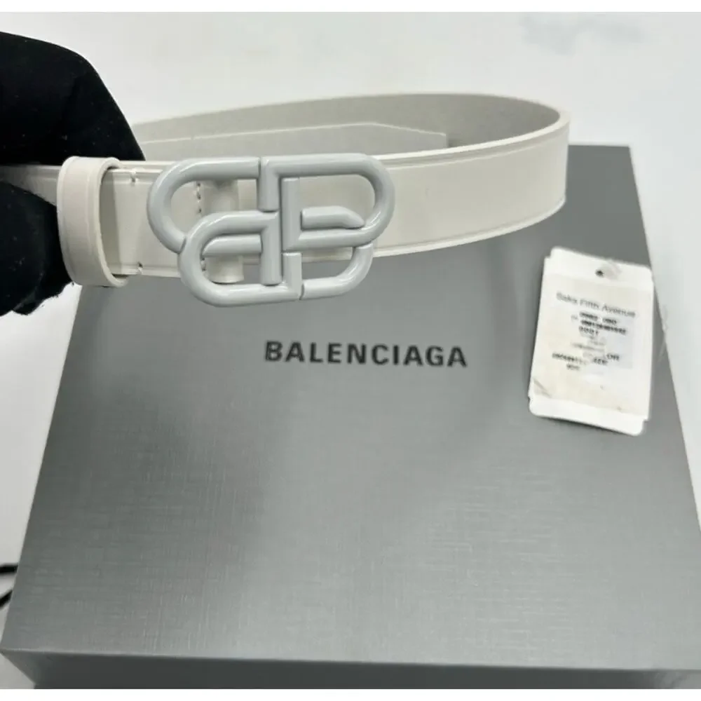 Women's Balenciaga BB white leather belt size 65 cm/26 inches made in Italy